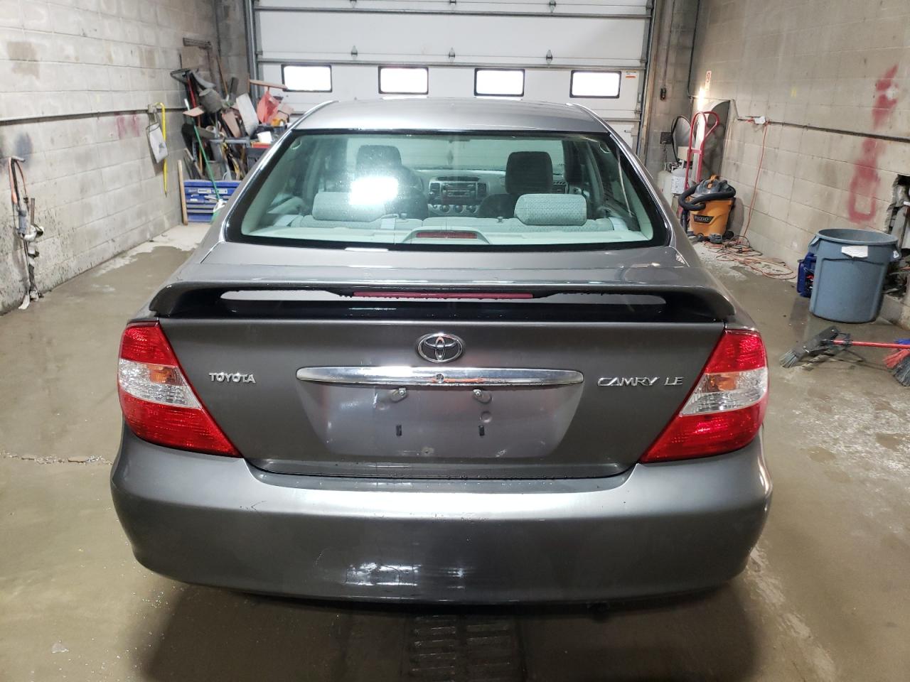 2004 Toyota Camry Le VIN: 4T1BE32K44U862447 Lot: 77006104