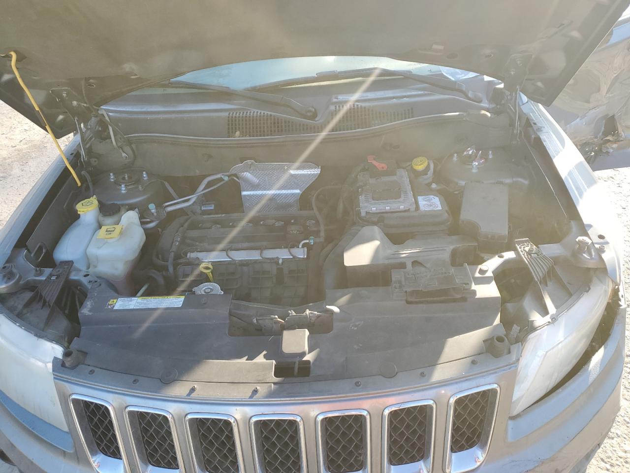 2012 Jeep Compass Sport VIN: 1C4NJCBA8CD557505 Lot: 77758424