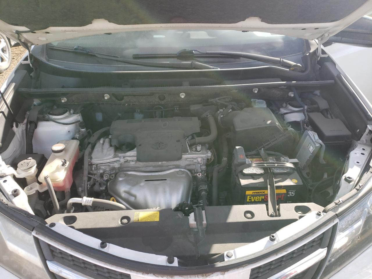 2014 Toyota RAV 4 - Image 12