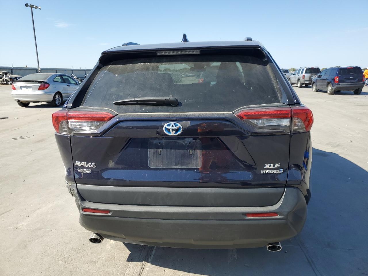2021 Toyota RAV 4 - Image 6