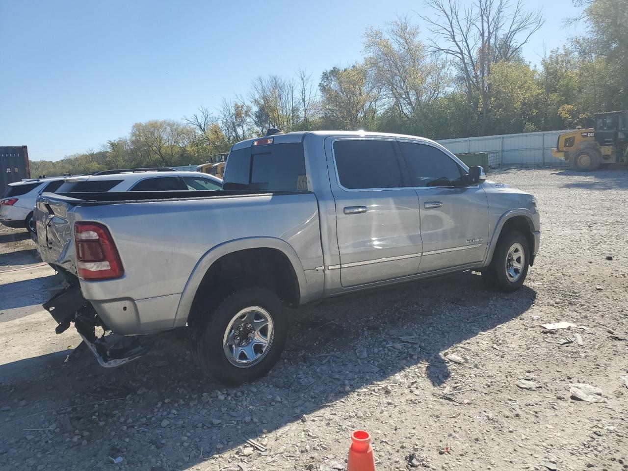 2019 RAM 1500 - Image 3