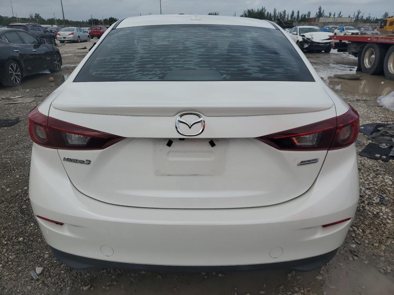 2018 Mazda 3 Touring VIN: 3MZBN1V36JM255976 Lot: 75127034