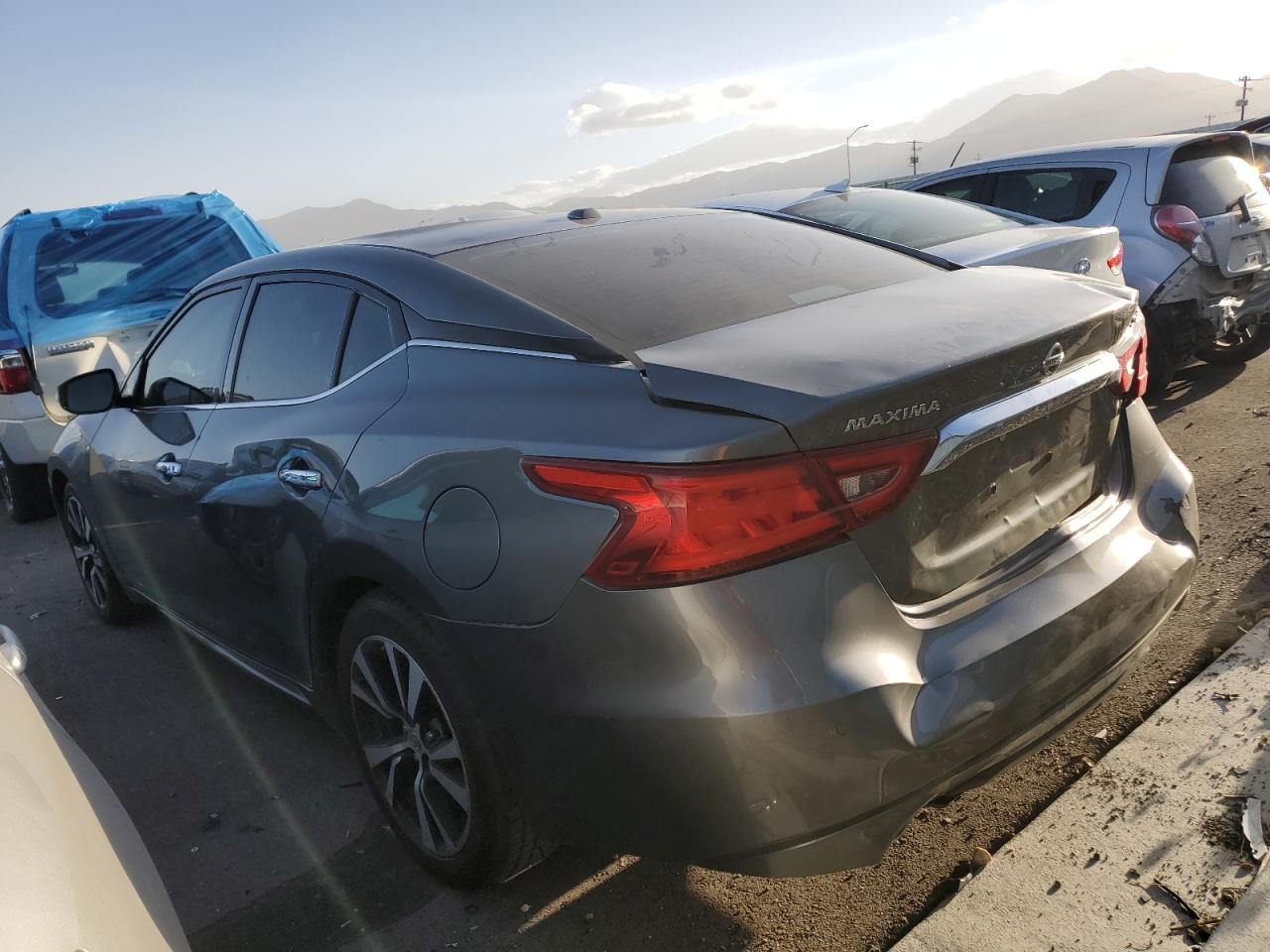 2018 Nissan Maxima - Image 2