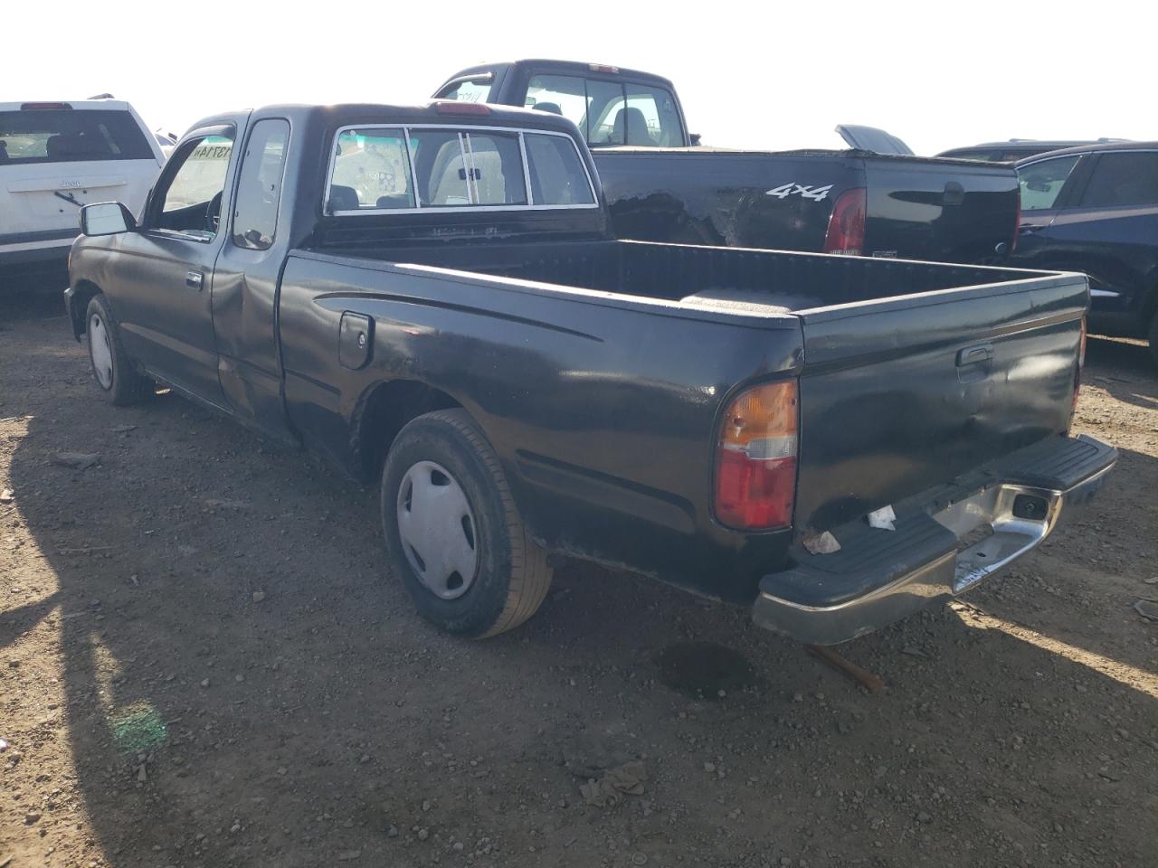 4TAVL52N8XZ438947 1999 Toyota Tacoma Xtracab