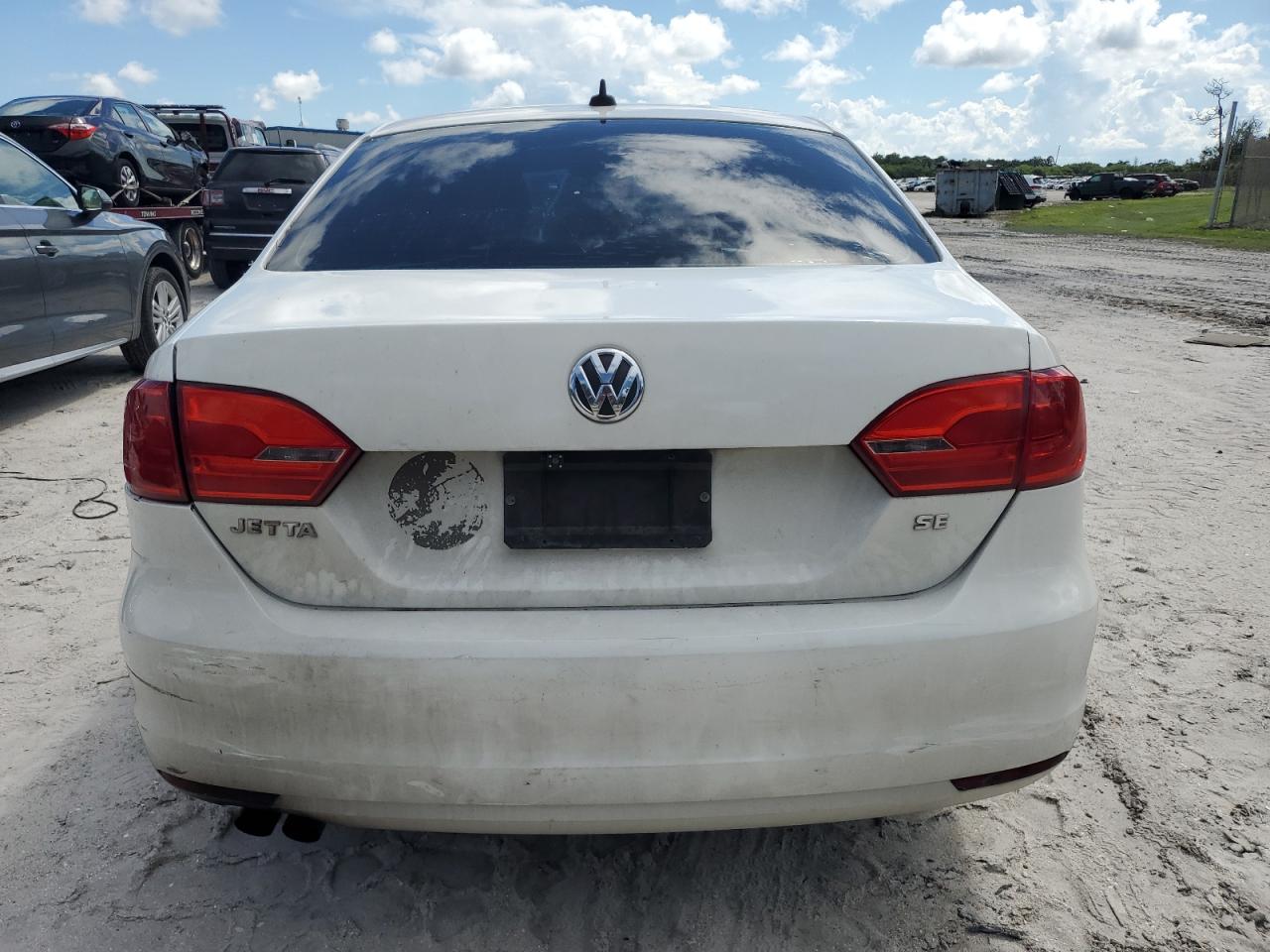 3VWD07AJ5EM367771 2014 Volkswagen Jetta Se