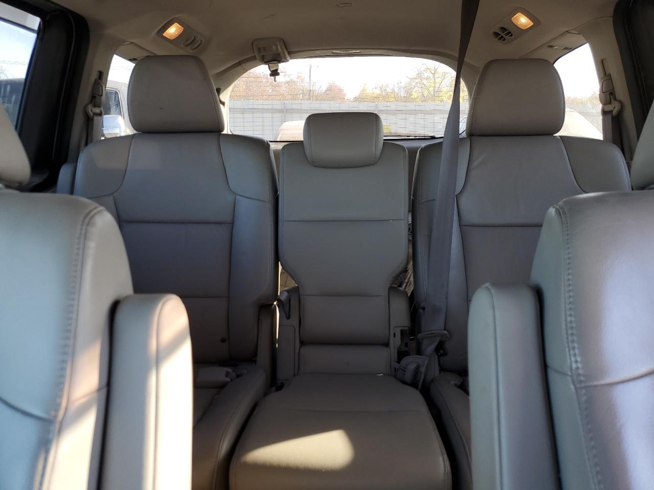 2012 Honda Odyssey Touring VIN: 5FNRL5H98CB060905 Lot: 77648194