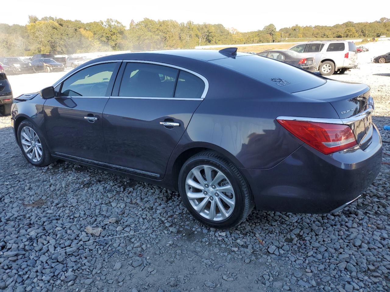 VIN 1G4GB5G38FF113055 2015 BUICK LACROSSE no.2