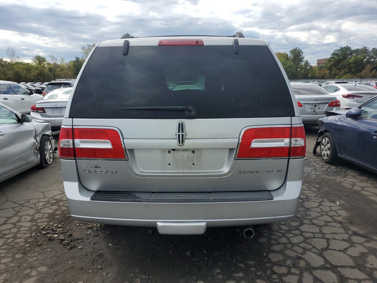 5LMJJ3H59CEL03099 2012 Lincoln Navigator L