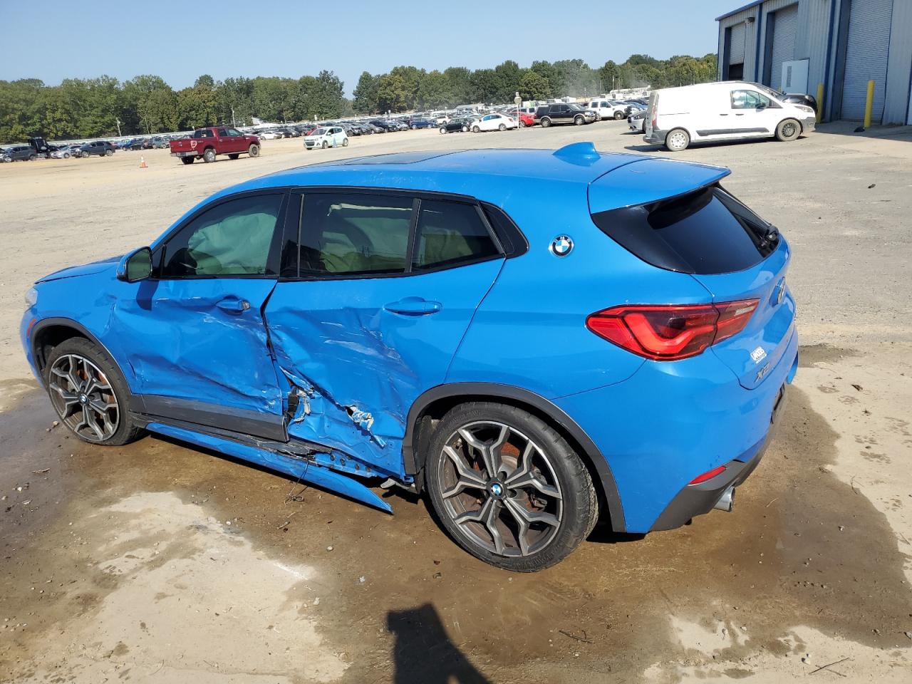 WBXYJ3C31JEJ84945 2018 BMW X2 - Image 2