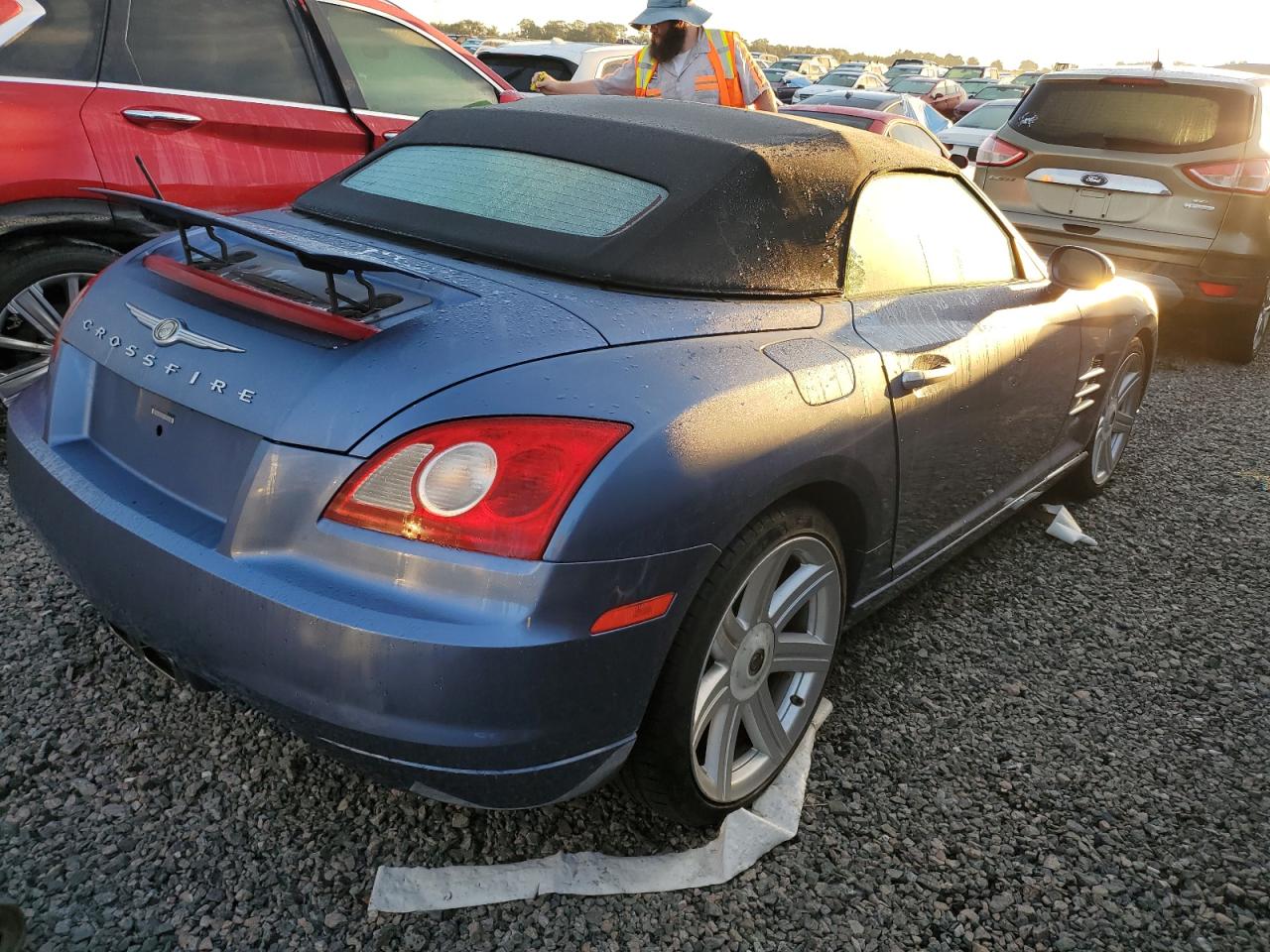 2005 Chrysler Crossfire - Image 3