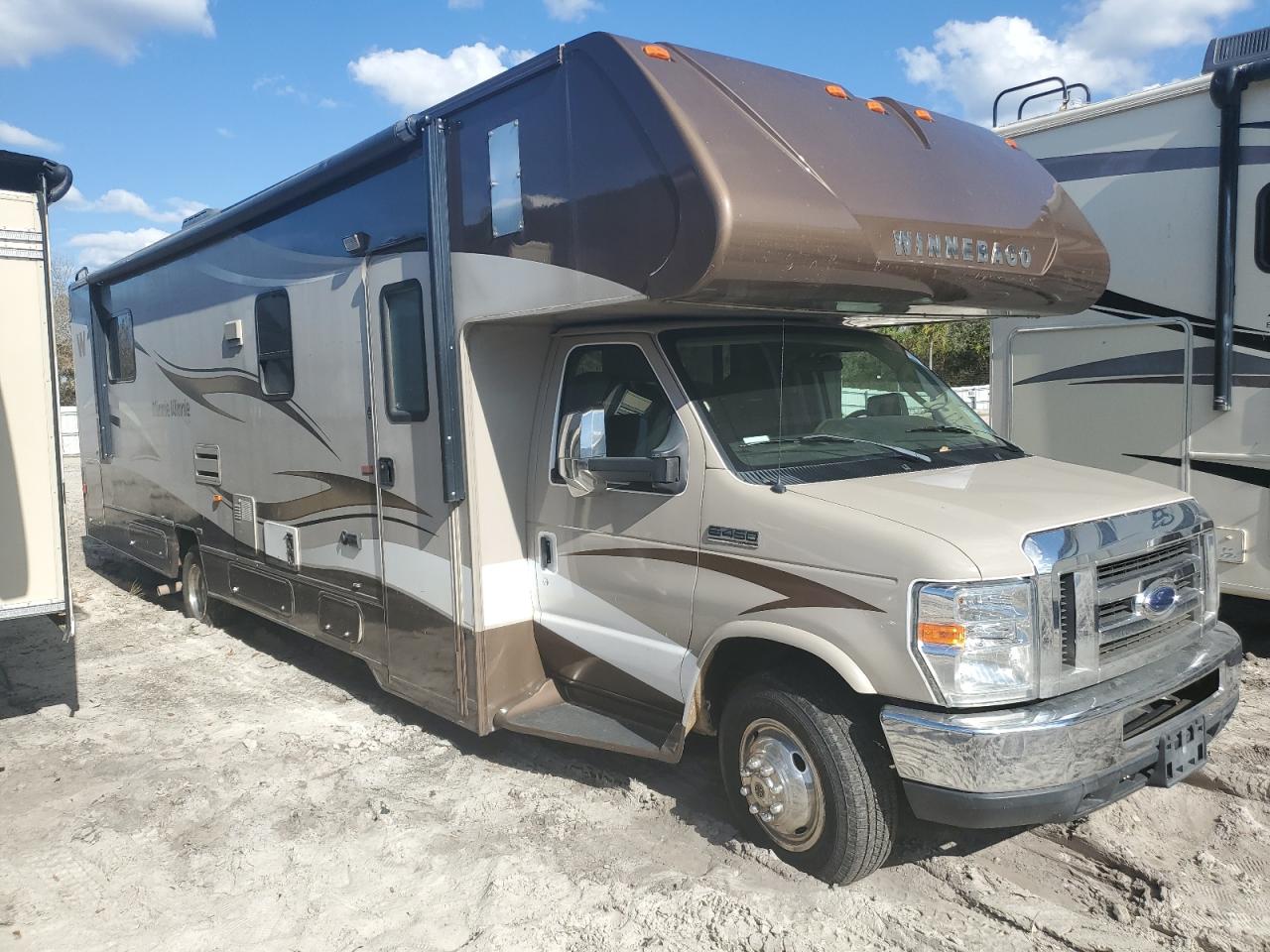 2014 Ford Econoline E450 Super Duty Cutaway Van for Sale in Arcadia, FL - Water/Flood