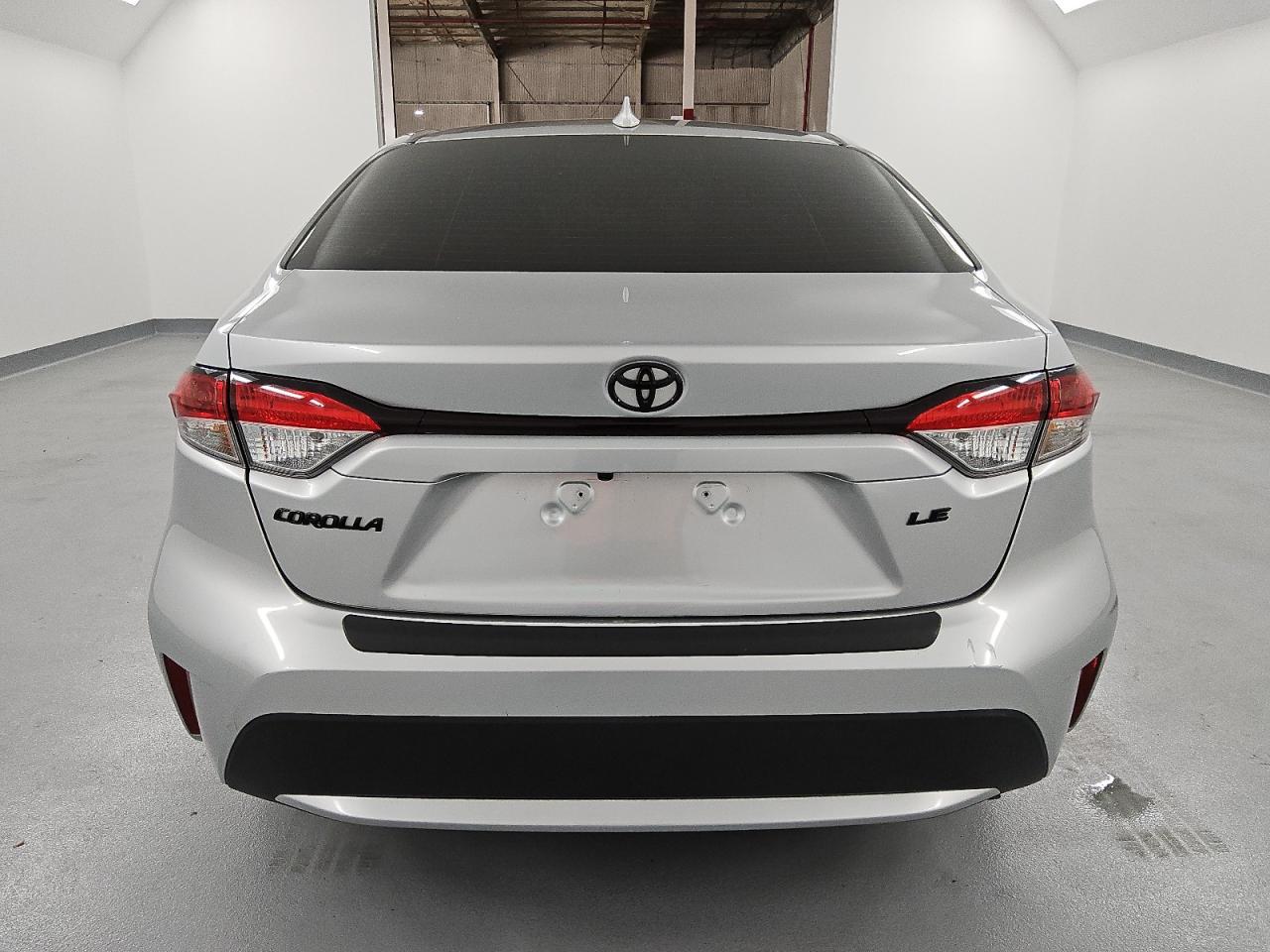 2020 Toyota Corolla Le VIN: JTDEPRAE1LJ015511 Lot: 71598624