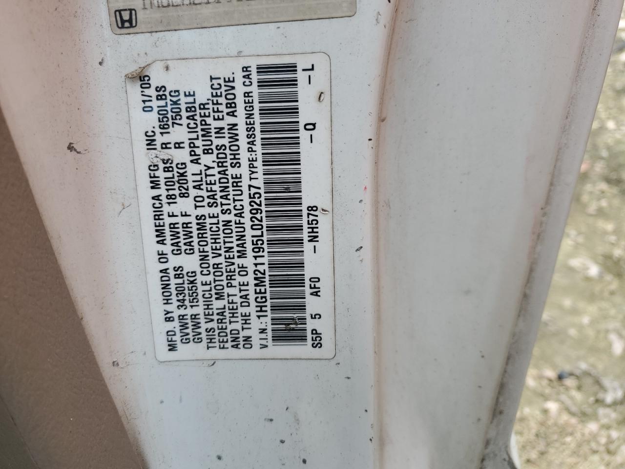 2005 Honda Civic - Image 12