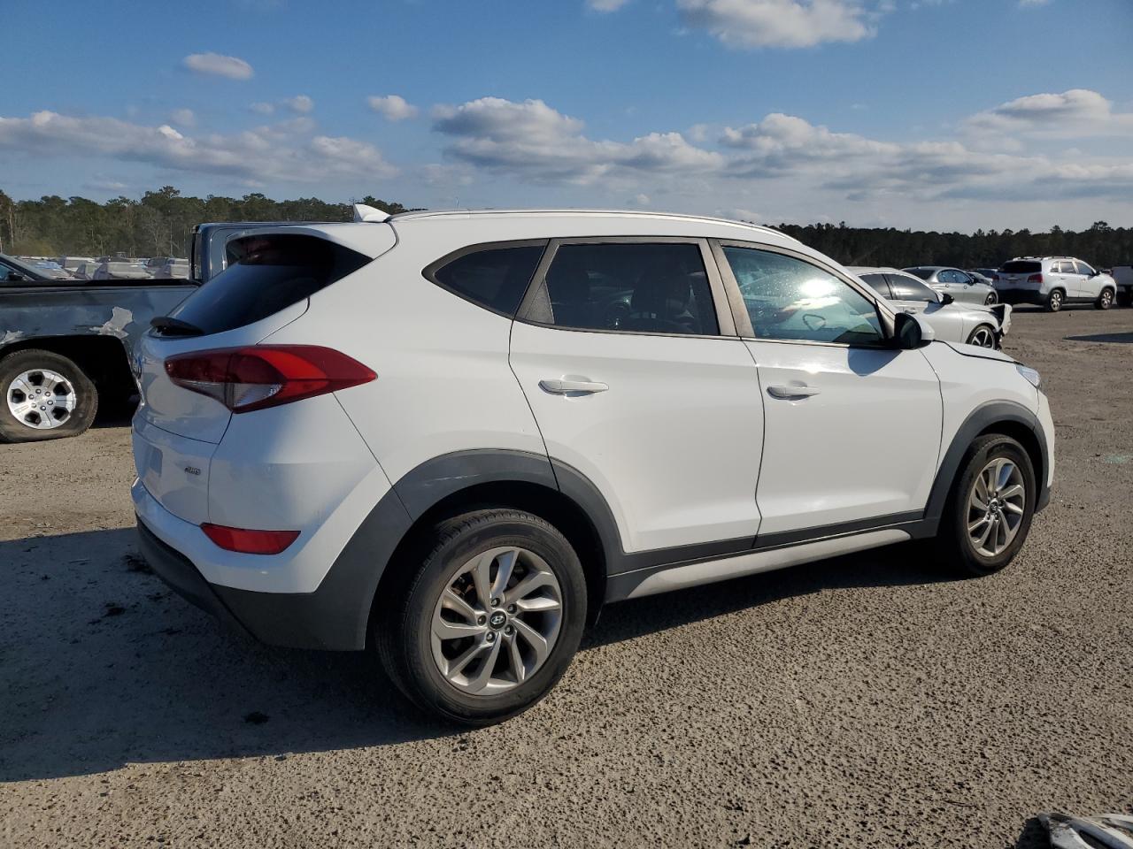 2018 Hyundai Tucson - Image 3