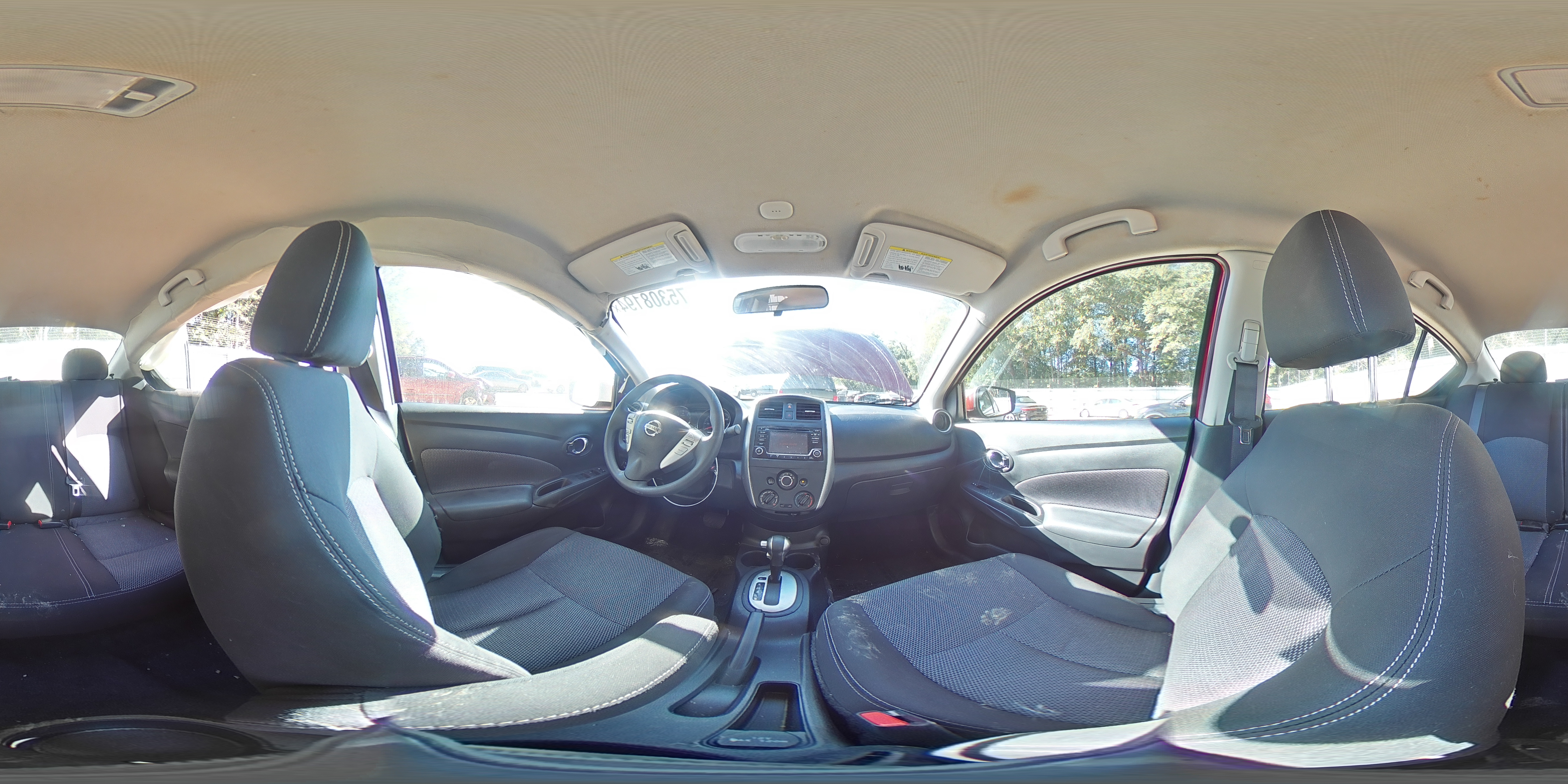 2018 Nissan Versa - Image 12