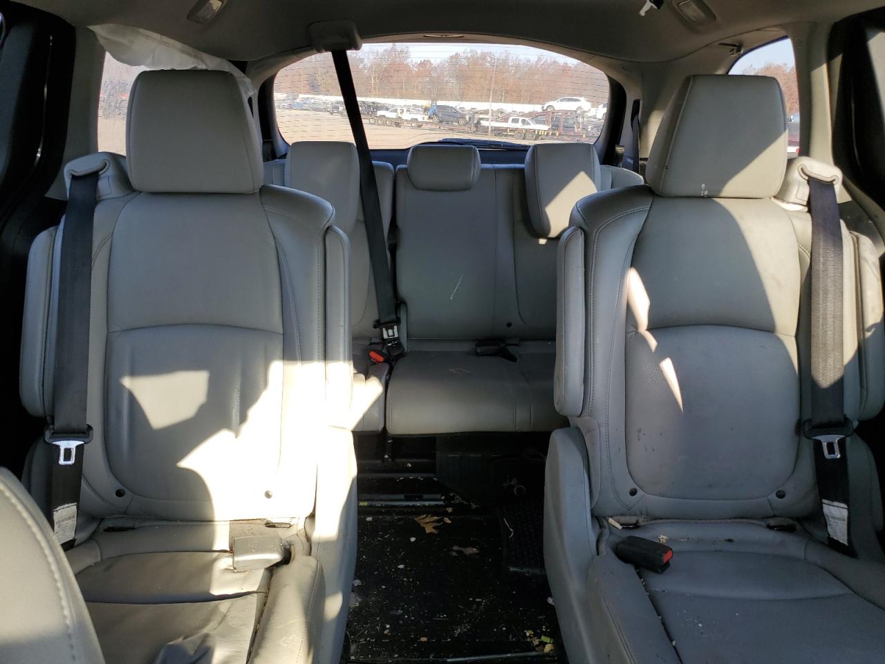 2019 Honda Odyssey - Image 10