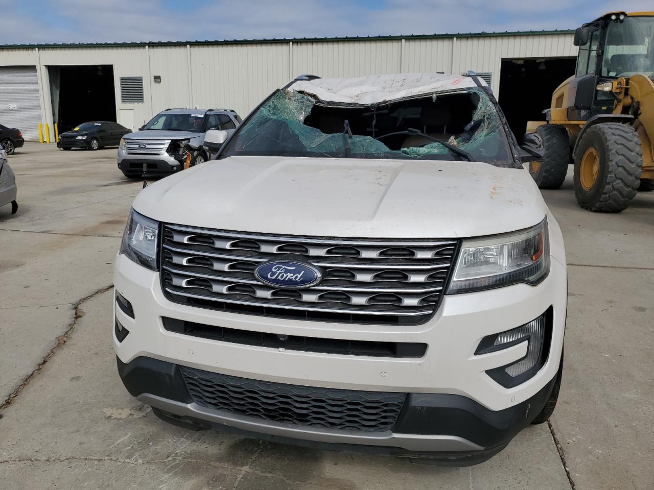 2017 Ford Explorer - Image 5
