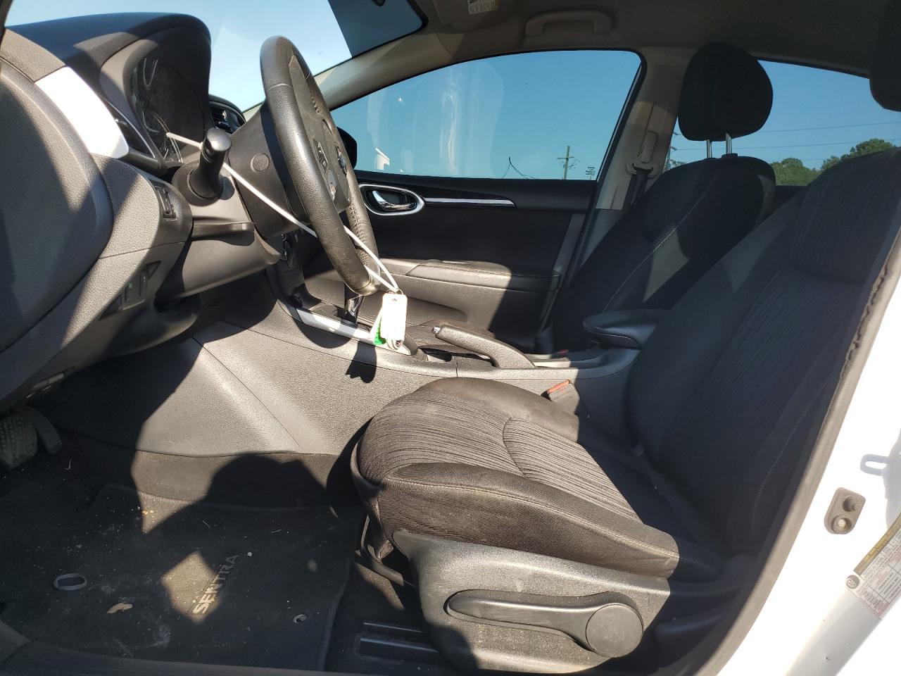 2019 Nissan Sentra - Image 7