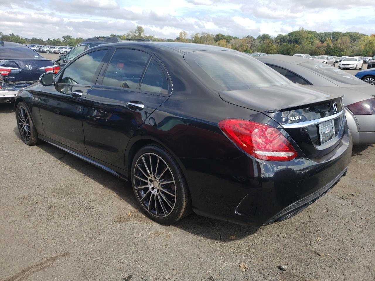 VIN 55SWF4KBXFU067907 2015 MERCEDES-BENZ C-CLASS no.2