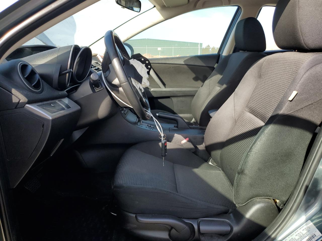 2012 Mazda 3 - Image 7
