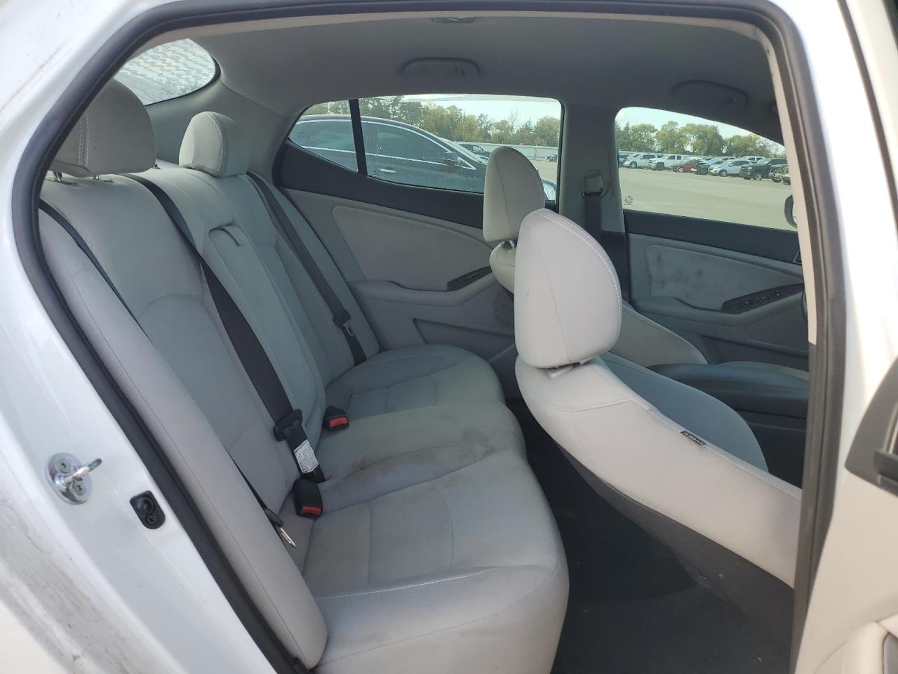 2012 Kia Optima Lx VIN: 5XXGM4A71CG061785 Lot: 76030514