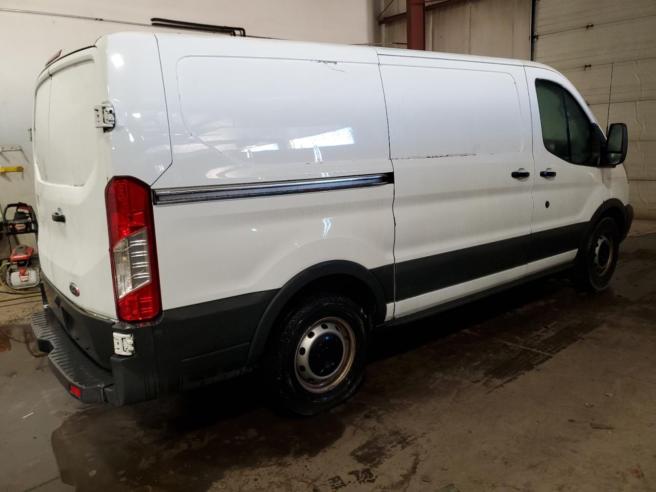 1FTNE1YM1FKB31794 2015 Ford Transit T-150