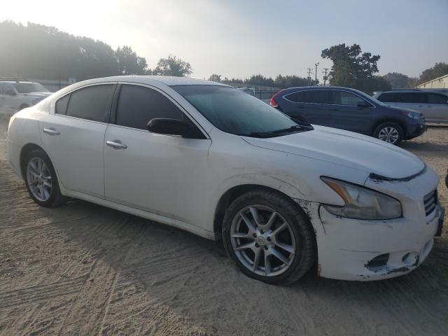 Sedans NISSAN MAXIMA 2013 Biały