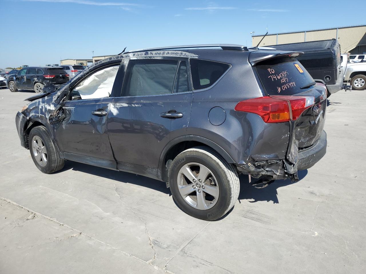 2015 Toyota RAV 4 - Image 2