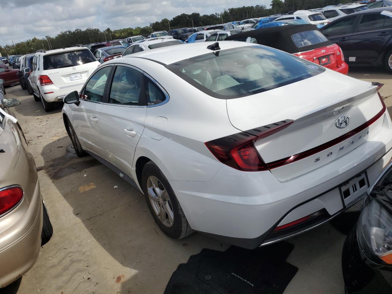 5NPEG4JA8NH142557 2022 HYUNDAI SONATA - Image 2