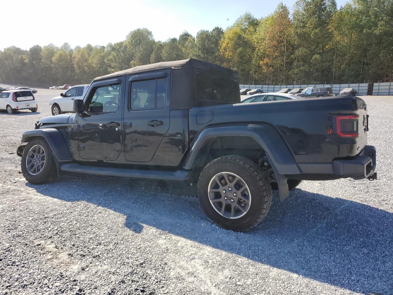 2021 Jeep Gladiator - Image 2