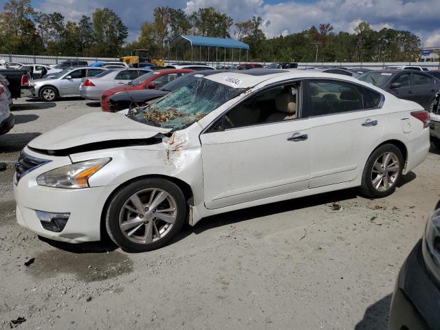 Sedans NISSAN ALTIMA 2015 White