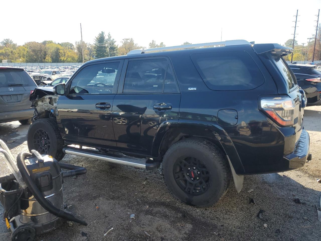 VIN JTEBU5JR7G5358437 2016 TOYOTA 4RUNNER no.2