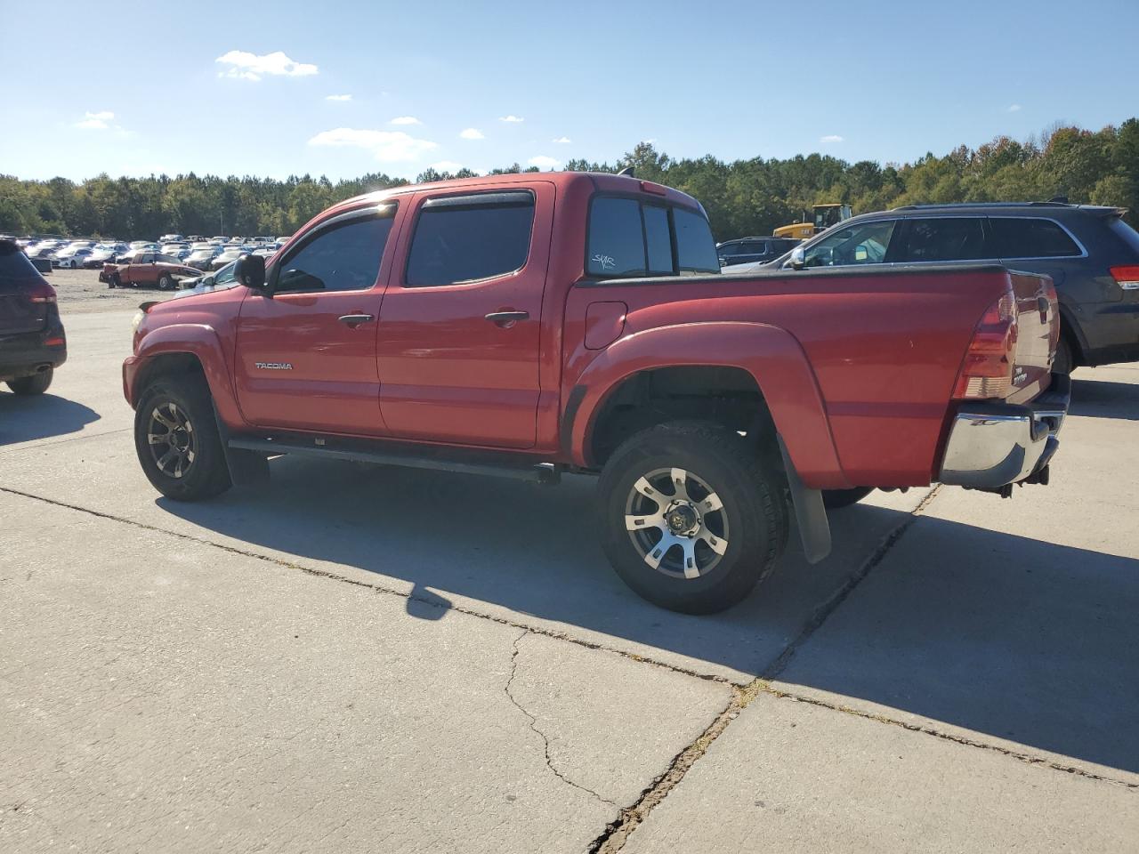 2012 Toyota Tacoma - Image 2