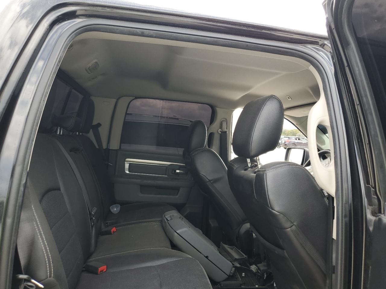 2017 Ram 1500 Slt VIN: 1C6RR6LT1HS651876 Lot: 76739984