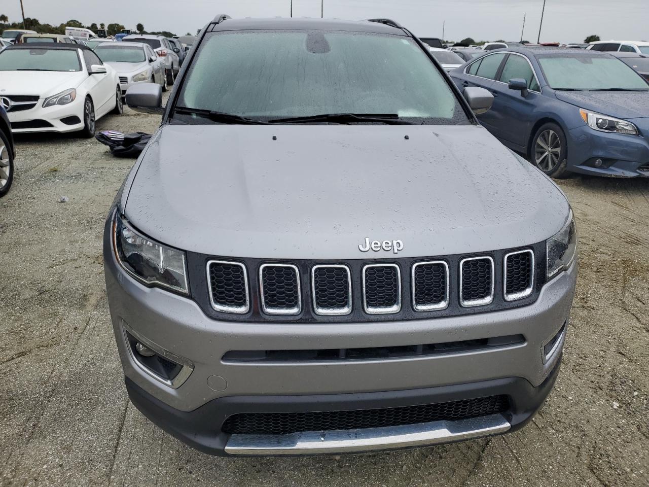 2019 Jeep Compass - Image 5