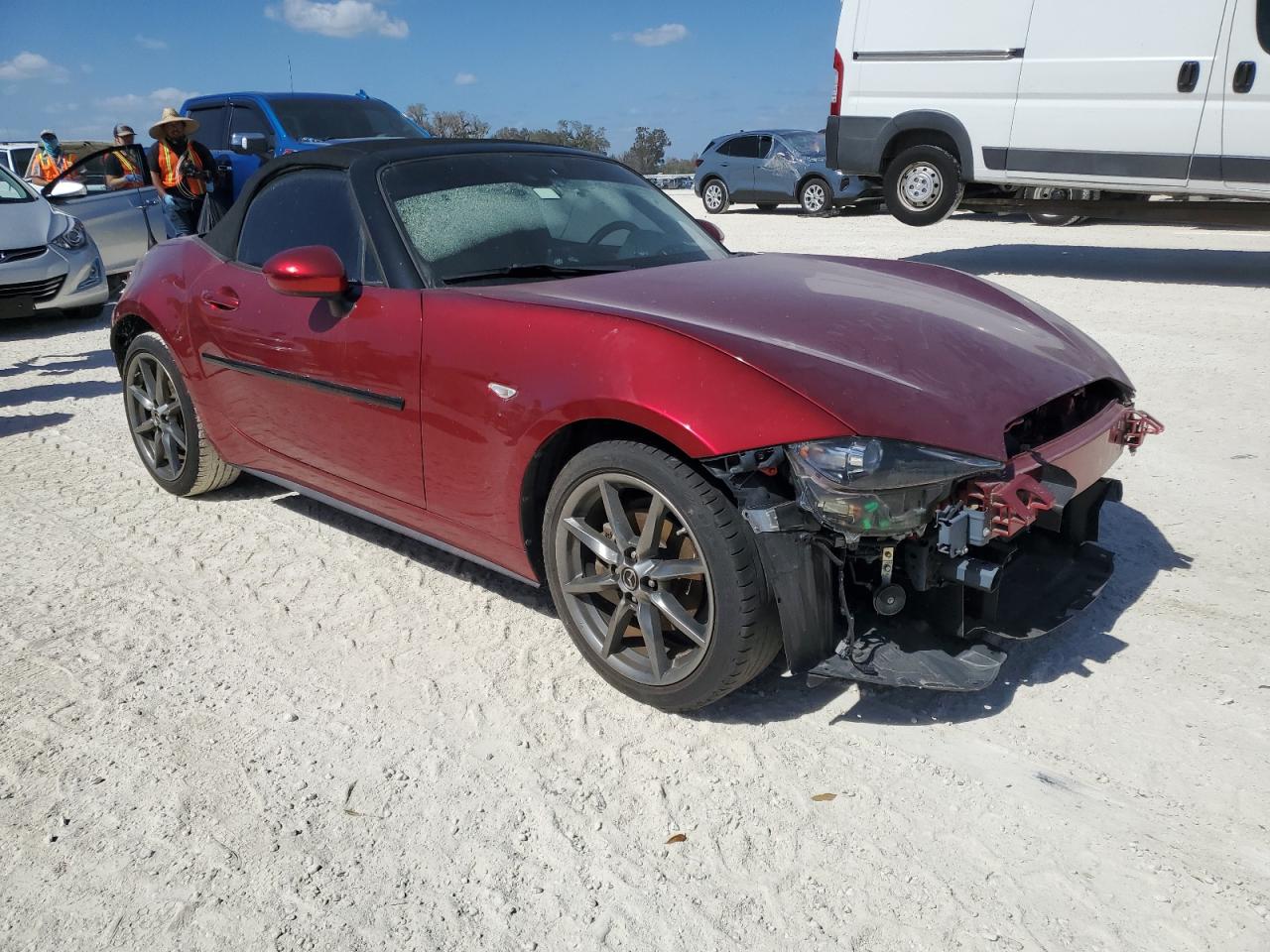 2019 Mazda MX-5 - Image 4