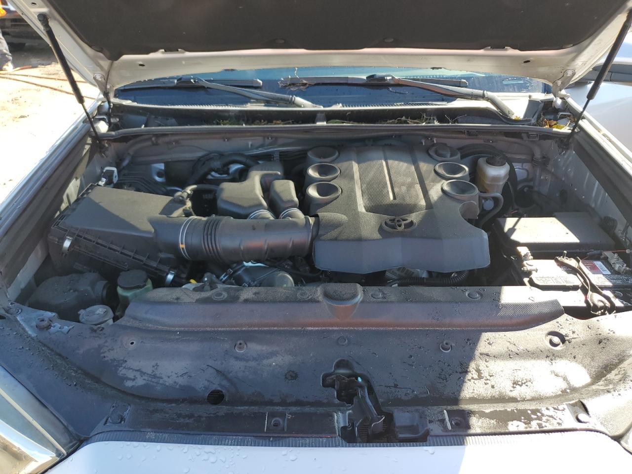 2017 Toyota 4Runner - Image 12