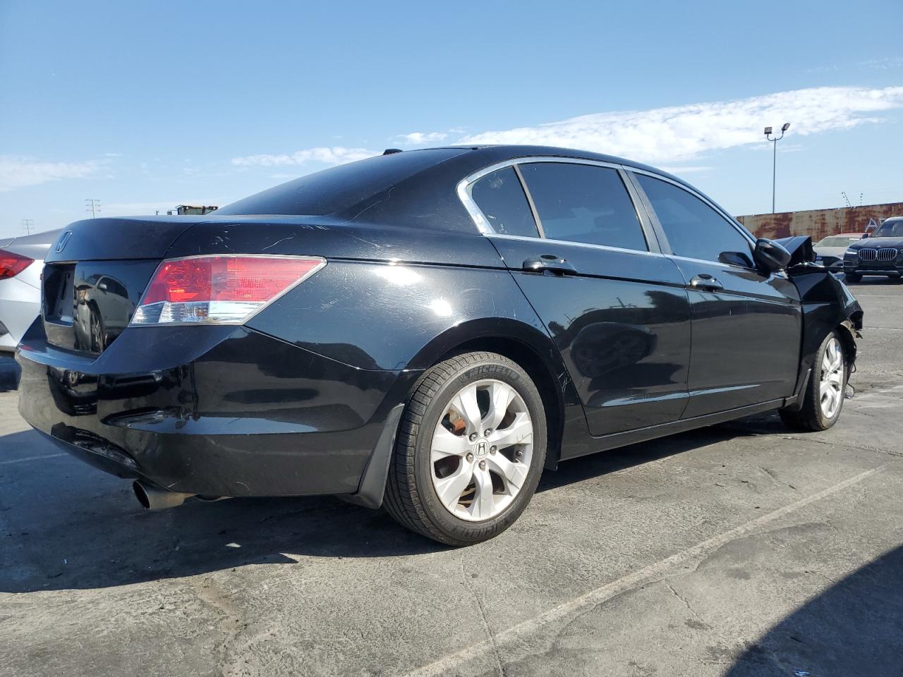 2010 Honda Accord - Image 3