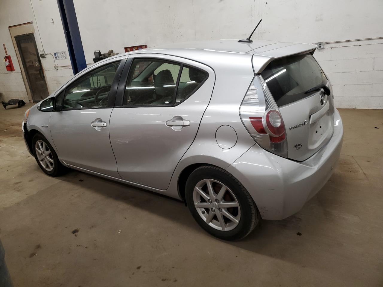 2012 Toyota Prius - Image 2