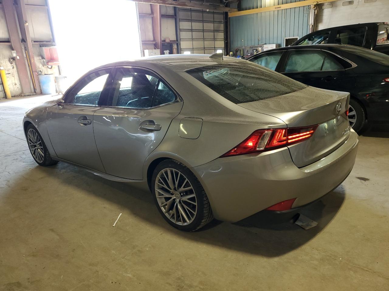 JTHCF1D29F5017760 2015 LEXUS IS - Image 2