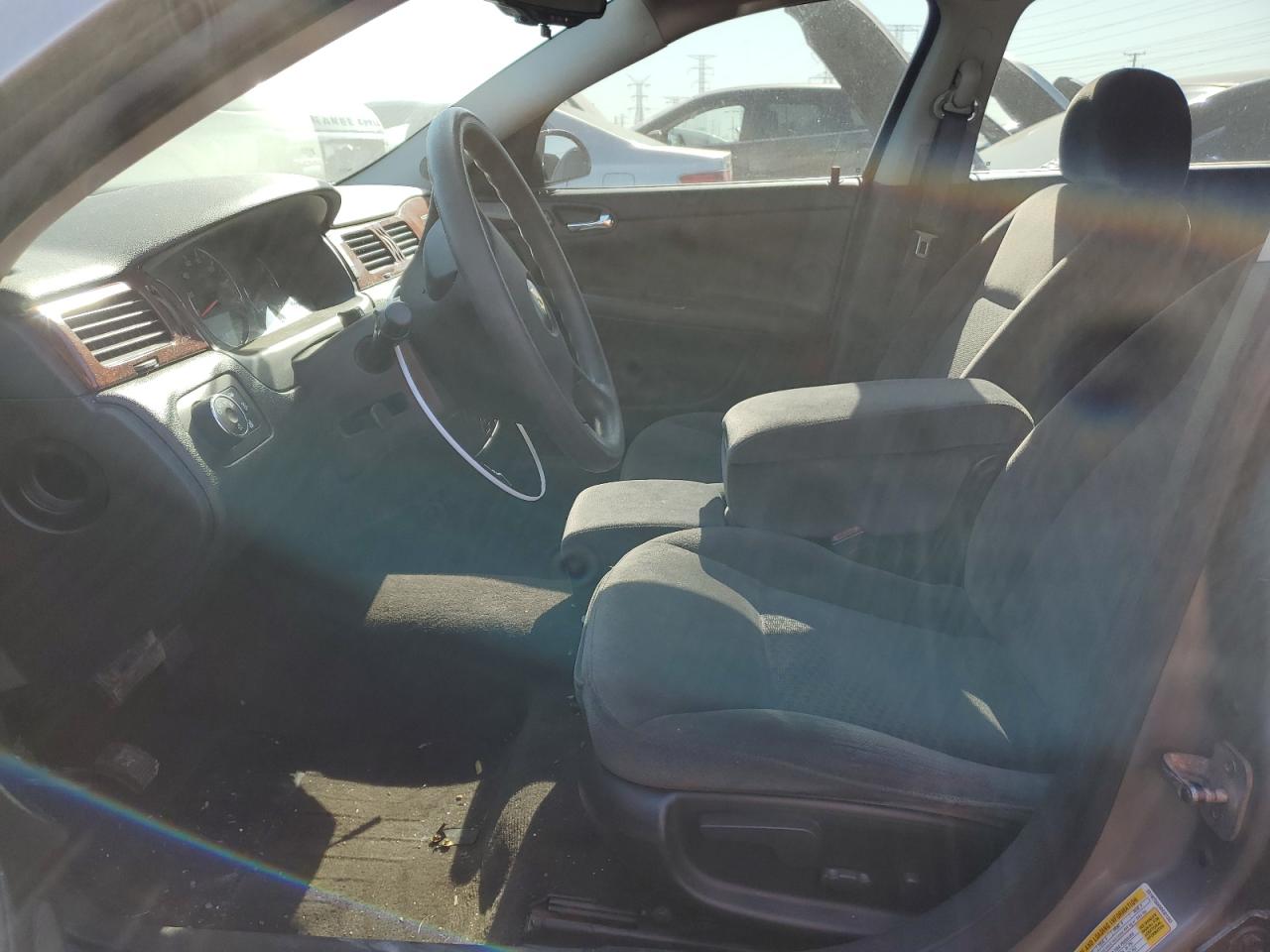2006 Chevrolet Impala - Image 7