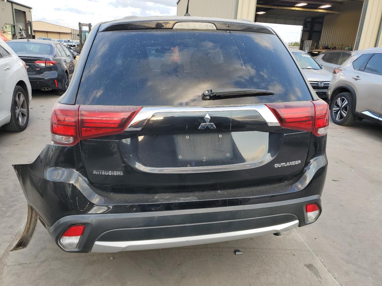 2016 Mitsubishi Outlander Es VIN: JA4AD2A36GZ012831 Lot: 78416704