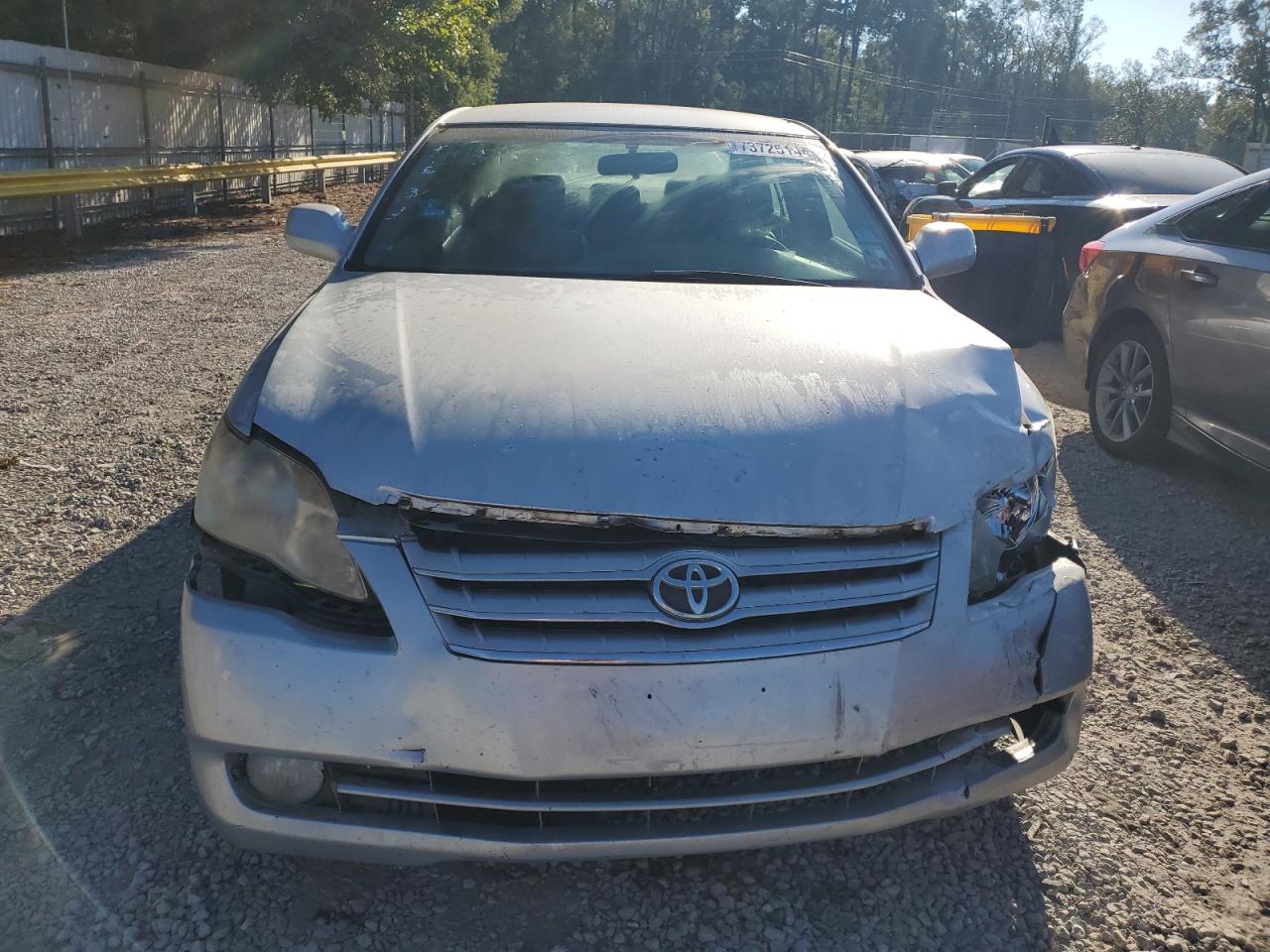 2007 Toyota Avalon - Image 5
