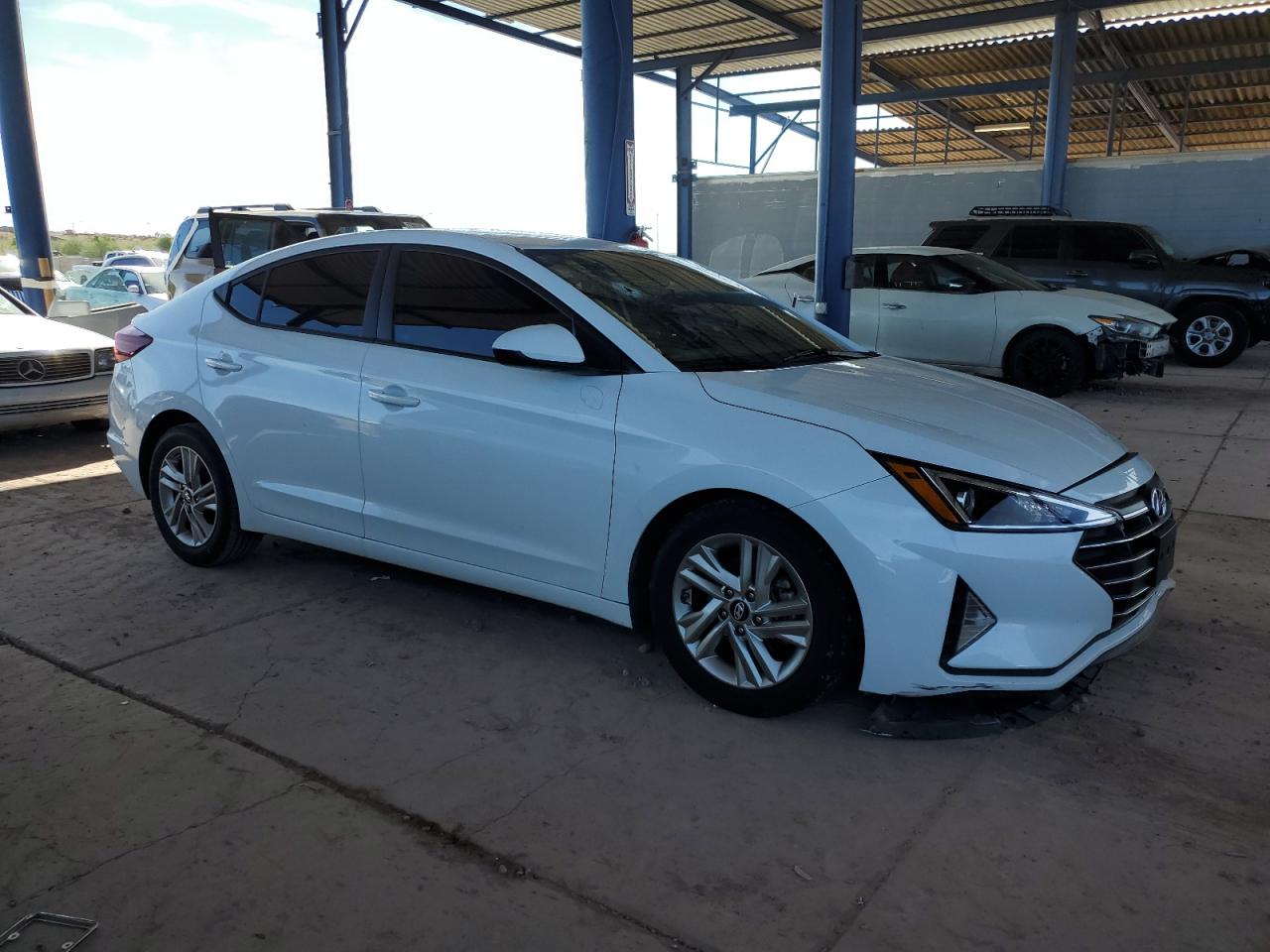 VIN 5NPD84LF3KH408452 2019 HYUNDAI ELANTRA no.4