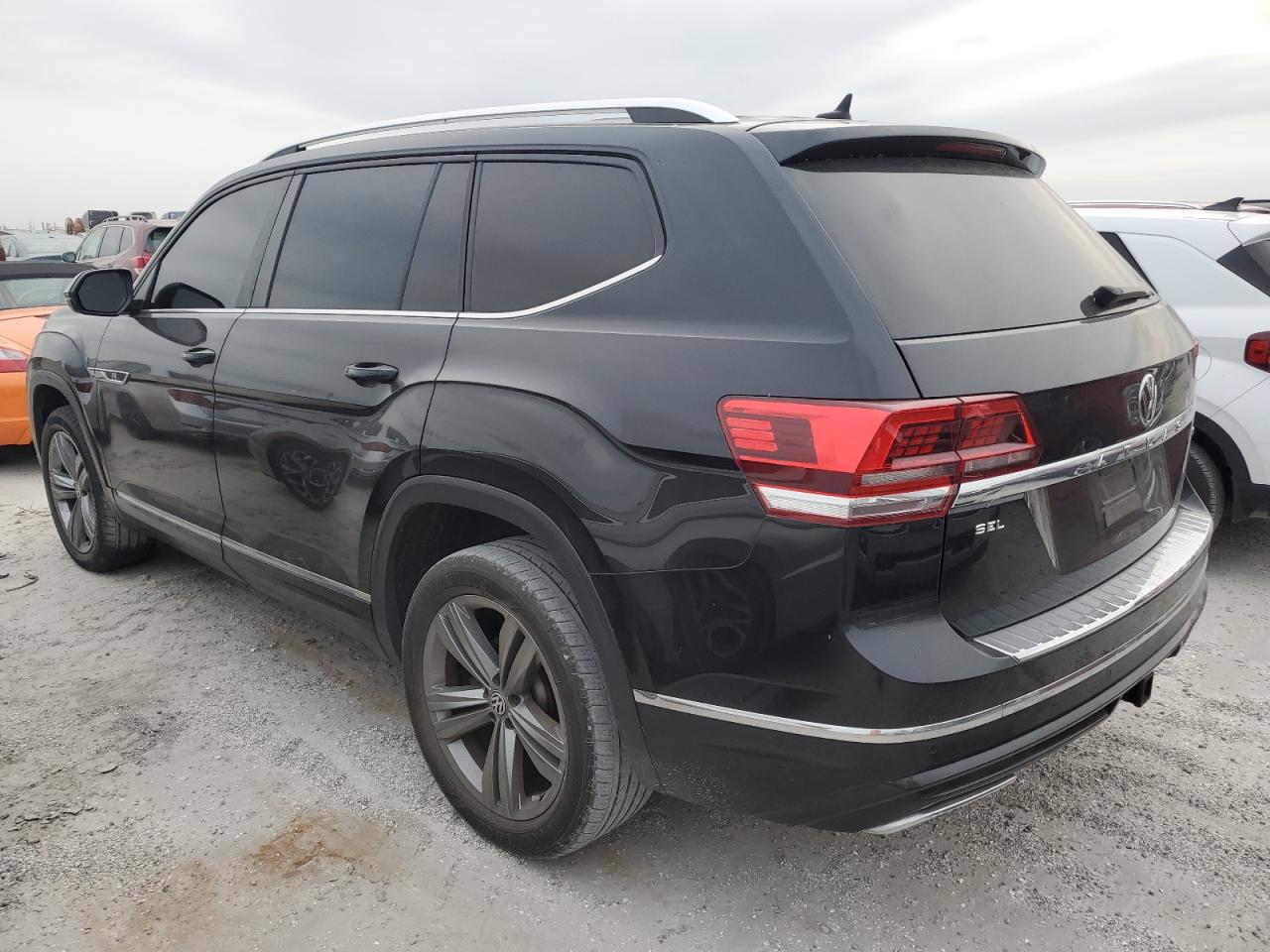 2019 Volkswagen Atlas Sel VIN: 1V2SR2CAXKC592392 Lot: 76382834