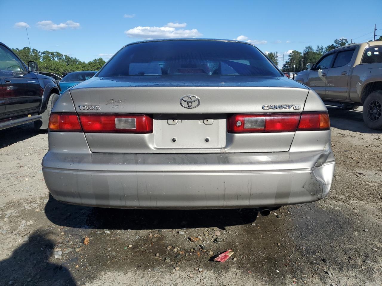 1999 Toyota Camry Ce VIN: 4T1BG28K1XU530224 Lot: 76242864