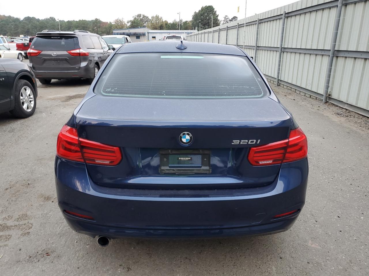 2016 BMW 320 I VIN: WBA8A9C58GK617072 Lot: 78239864