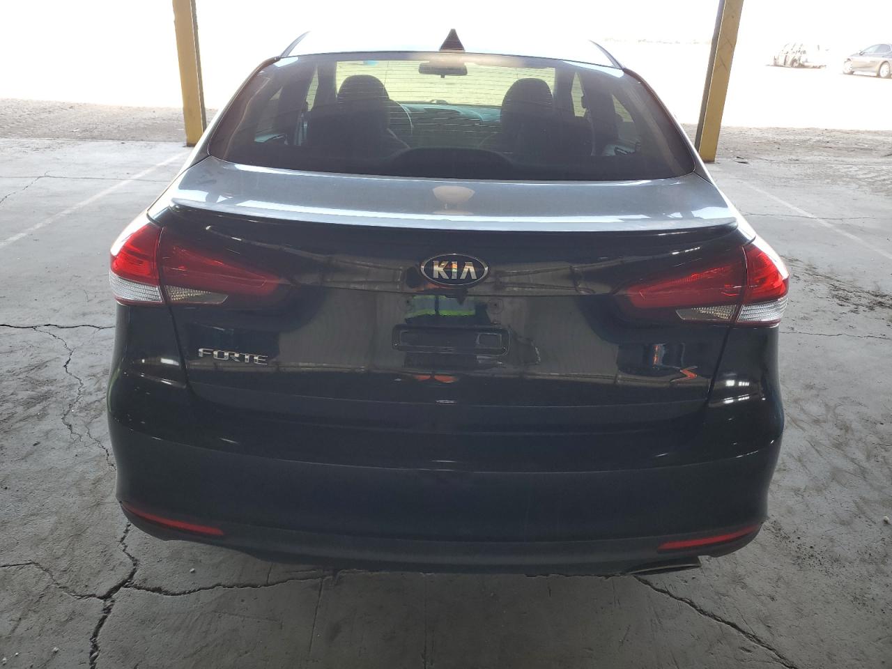 2018 Kia Forte Lx VIN: 3KPFL4A75JE232090 Lot: 74331444