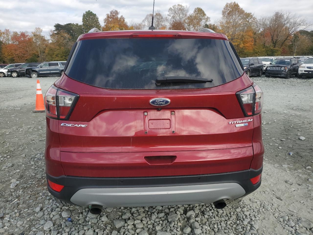 1FMCU9J98HUA47070 2017 Ford Escape Titanium