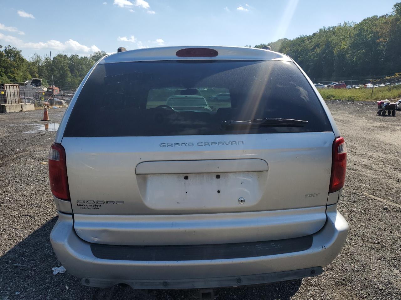 2005 Dodge Grand Caravan Sxt VIN: 2D8GP44L05R132809 Lot: 74516634